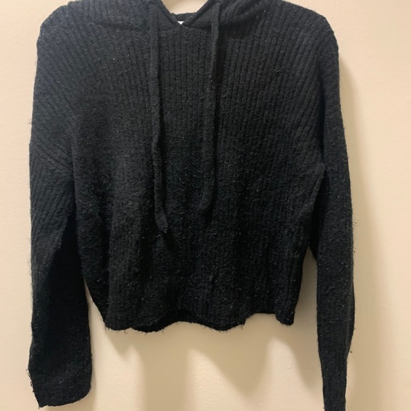Hooded Cropped Sweater - Picture 1 of 3